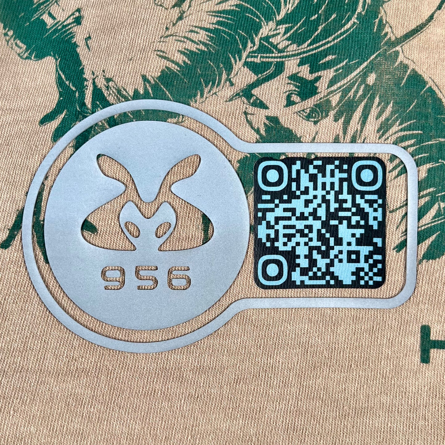 #956 - (Heavy Weight 100% Cotton Made in the USA, L)