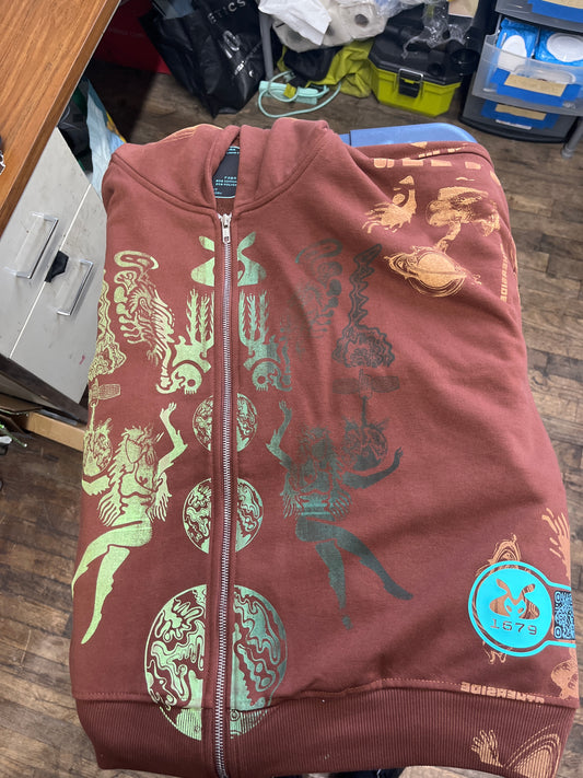 #1679 L