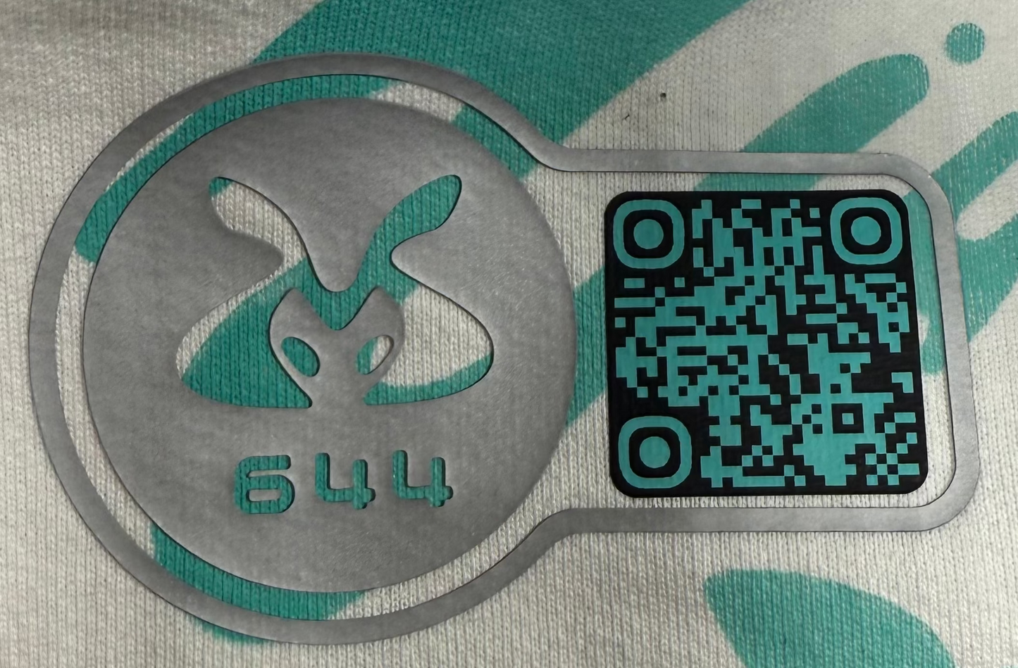 #644 Electric Saturn [XXL]